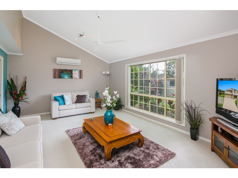 2 Bollard Court, Raby Bay QLD 4163