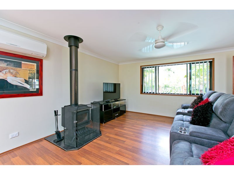 13 Catherine Street, Birkdale QLD 4159