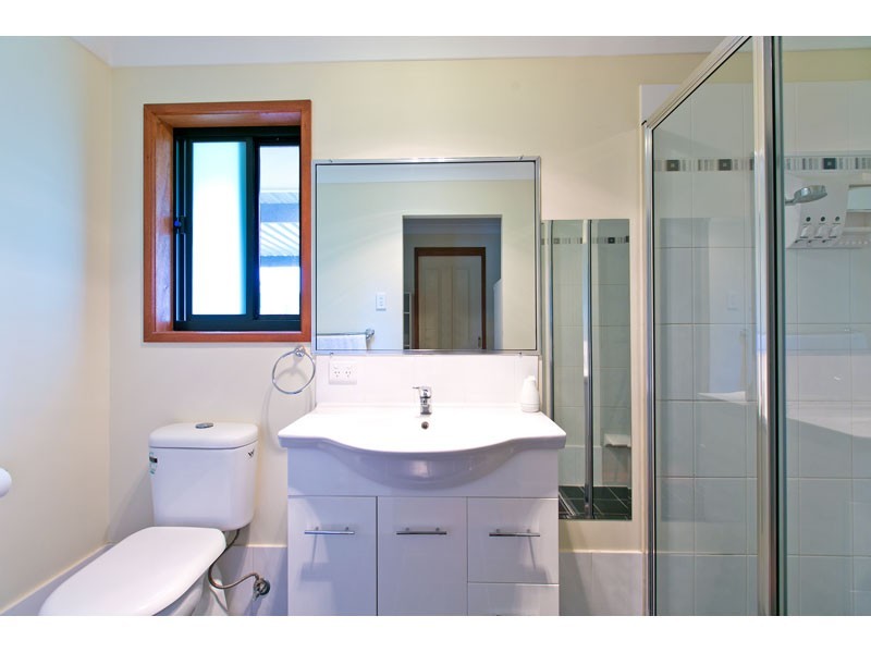 13 Catherine Street, Birkdale QLD 4159