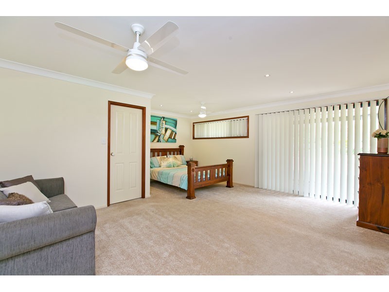 13 Catherine Street, Birkdale QLD 4159