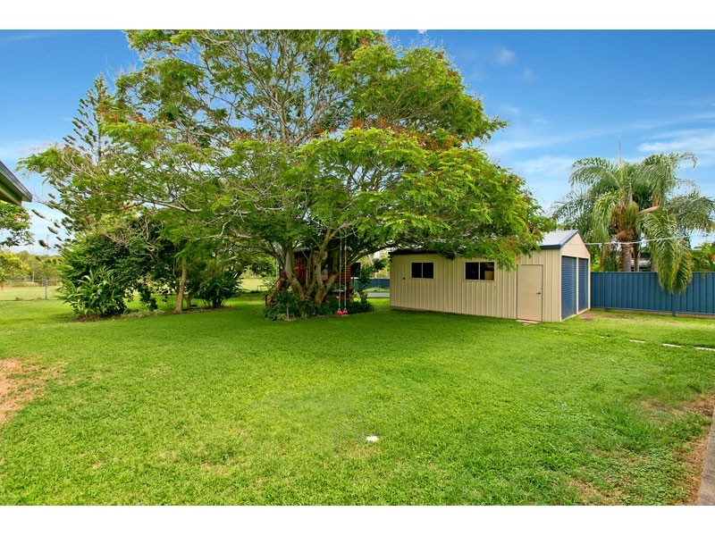 13 Catherine Street, Birkdale QLD 4159