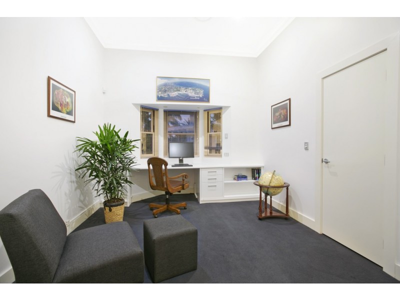 14 Downwind Court, Birkdale QLD 4159