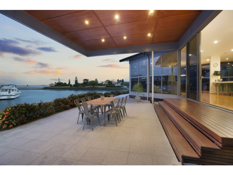 14 Downwind Court, Birkdale QLD 4159