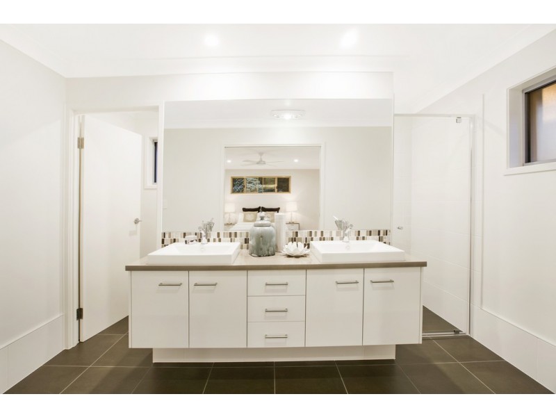 3 Bee Street, Ormiston QLD 4160