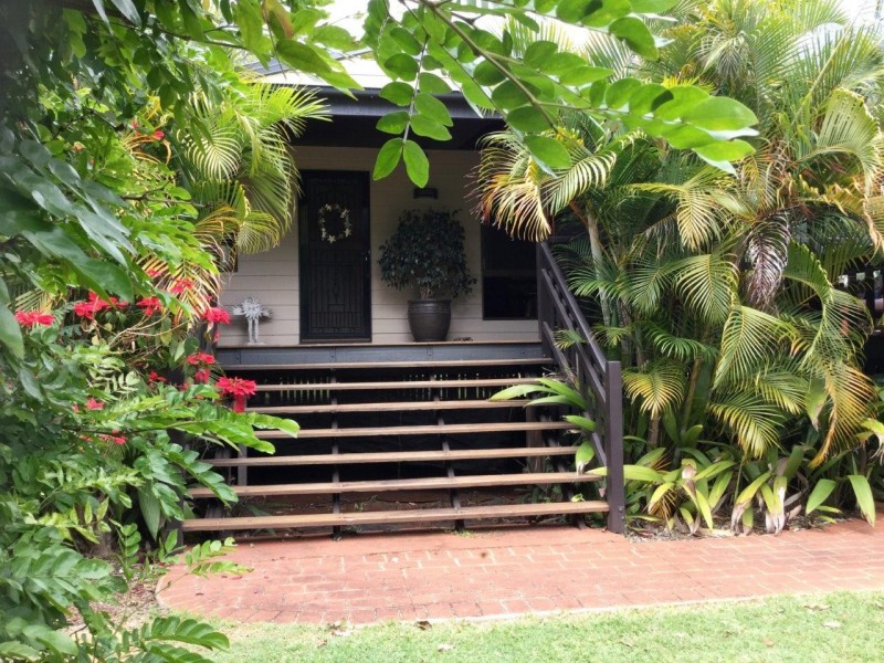 Coochiemudlo Island QLD 4184