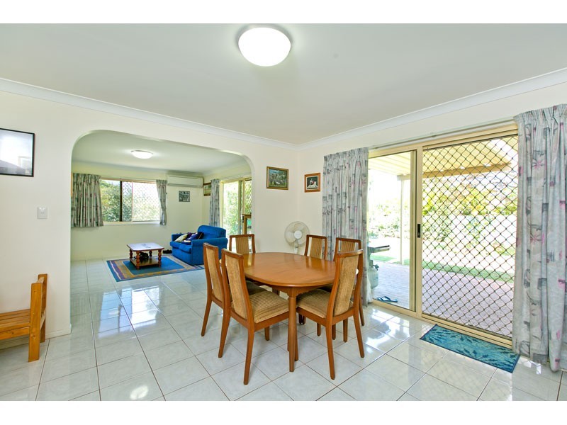 8 Kurrewa Court, Victoria Point QLD 4165