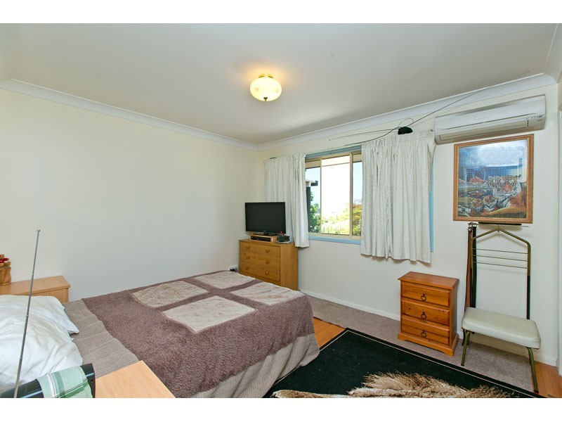 8 Kurrewa Court, Victoria Point QLD 4165