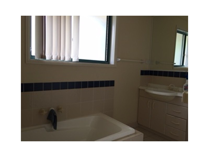 299 Main Road, Wellington Point QLD 4160