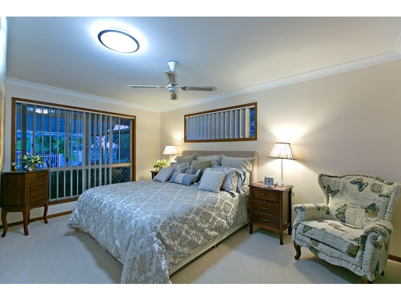 33 Flamingo Crescent, Thornlands QLD 4164