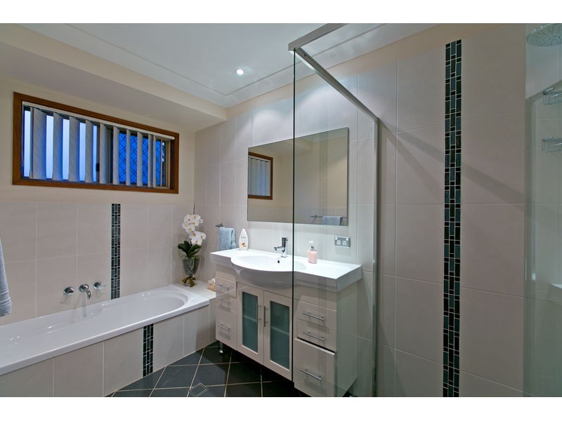 33 Flamingo Crescent, Thornlands QLD 4164