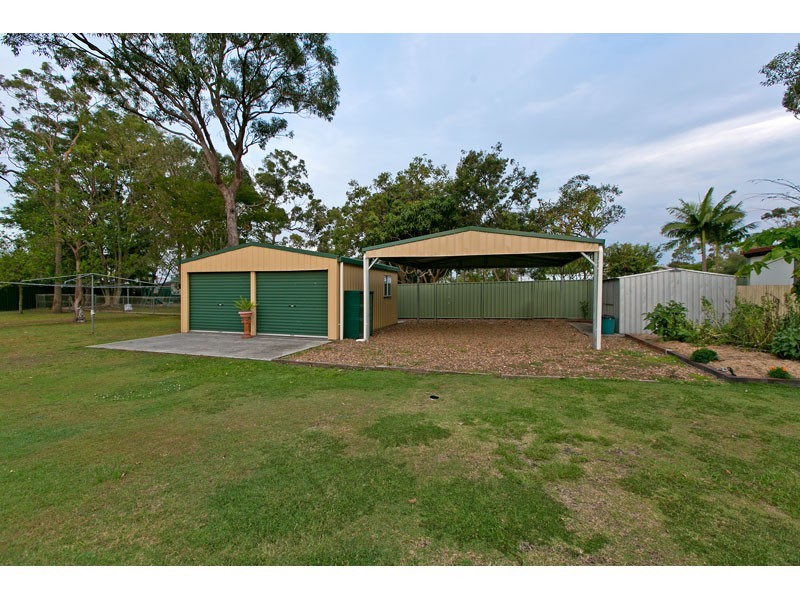 33 Flamingo Crescent, Thornlands QLD 4164
