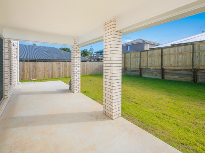 100 Spurs Drive, Wellington Point QLD 4160
