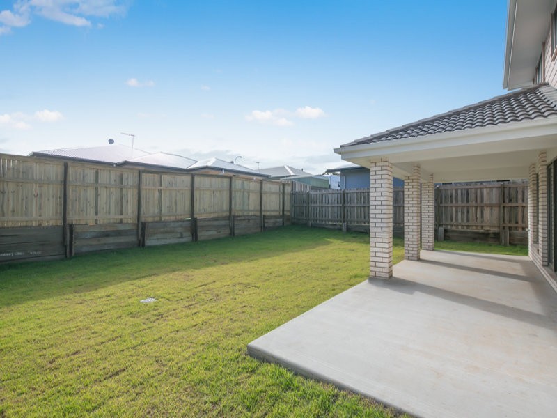 100 Spurs Drive, Wellington Point QLD 4160