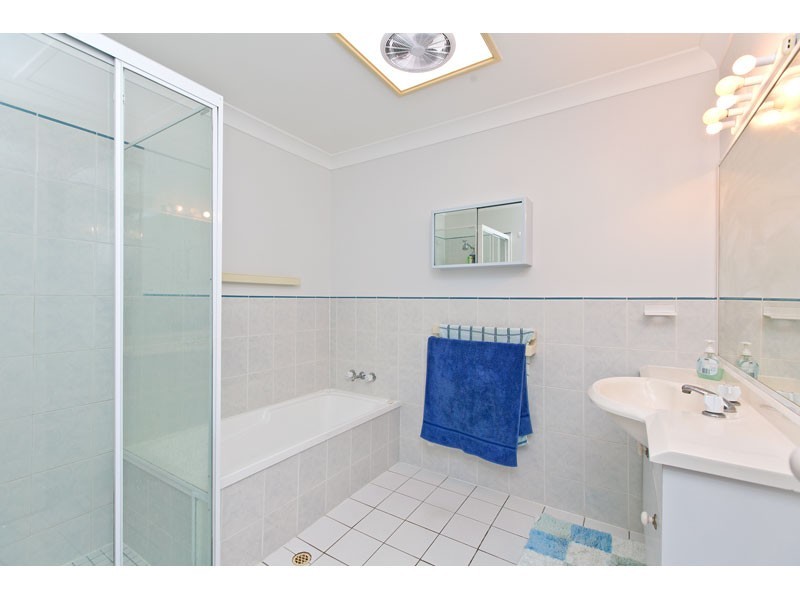 2/2 Channel Street, Cleveland QLD 4163