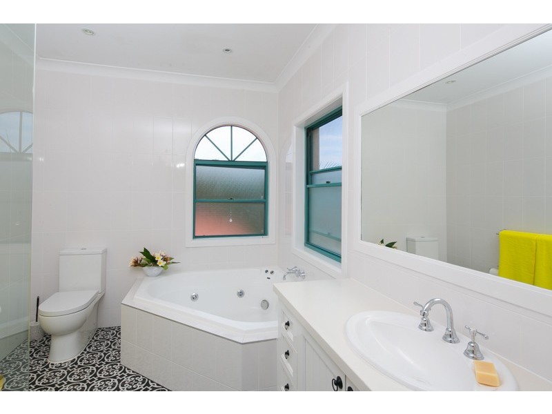 Ormiston QLD 4160
