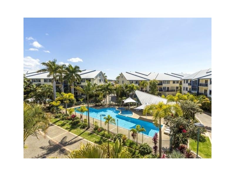 10-12 Esperance Court, Raby Bay QLD 4163