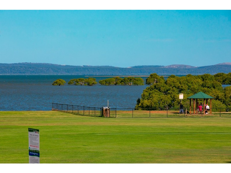 74 Shore Street East, Cleveland QLD 4163