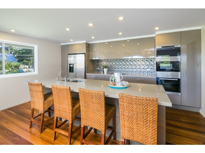 74 Shore Street East, Cleveland QLD 4163