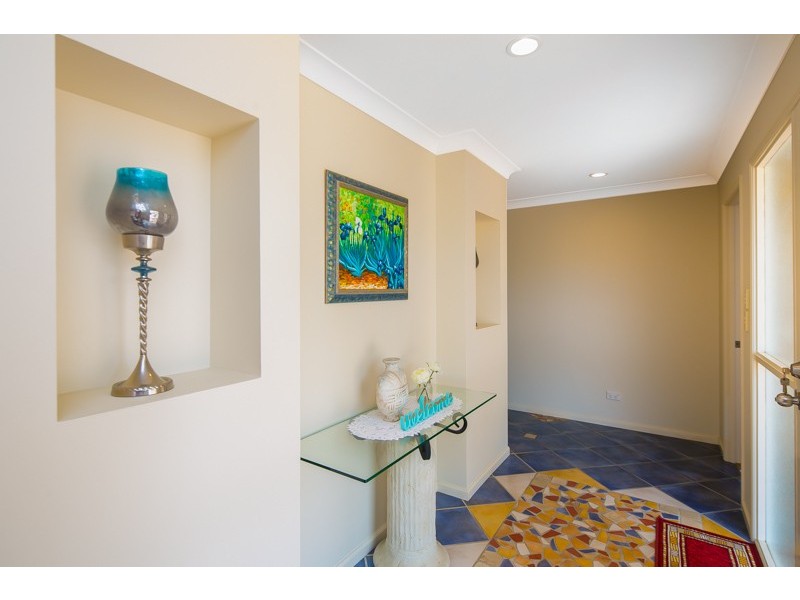 87 Barron Road, Birkdale QLD 4159