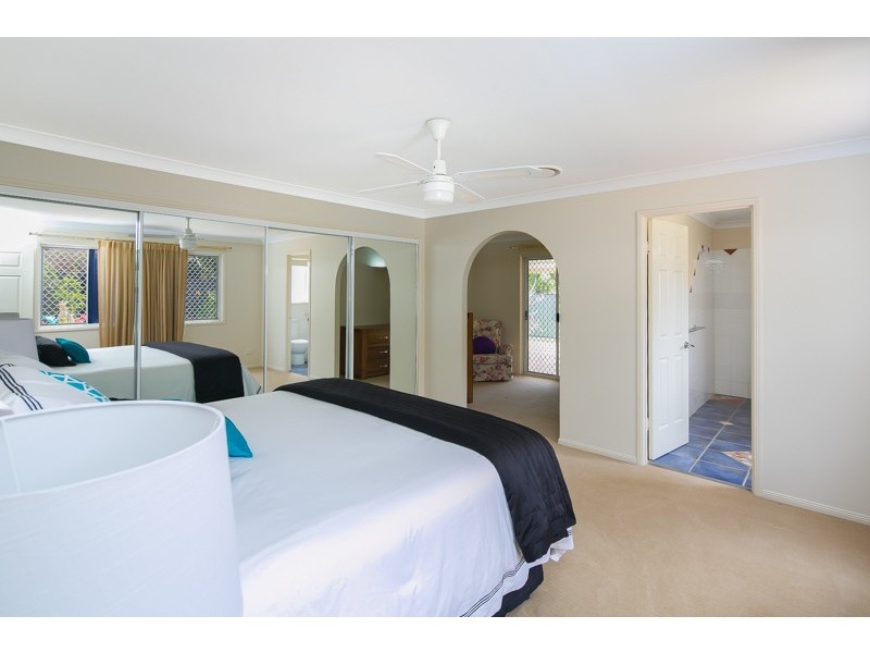 87 Barron Road, Birkdale QLD 4159