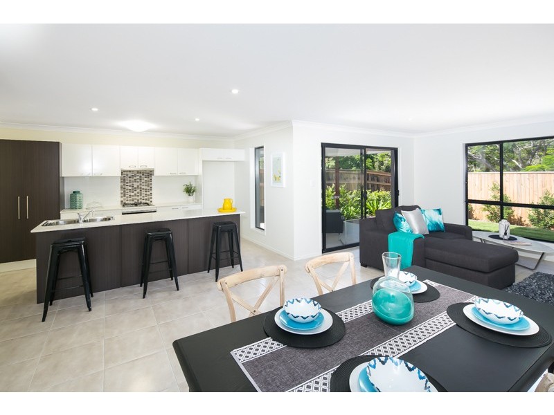 22 Valley Road, Wellington Point QLD 4160