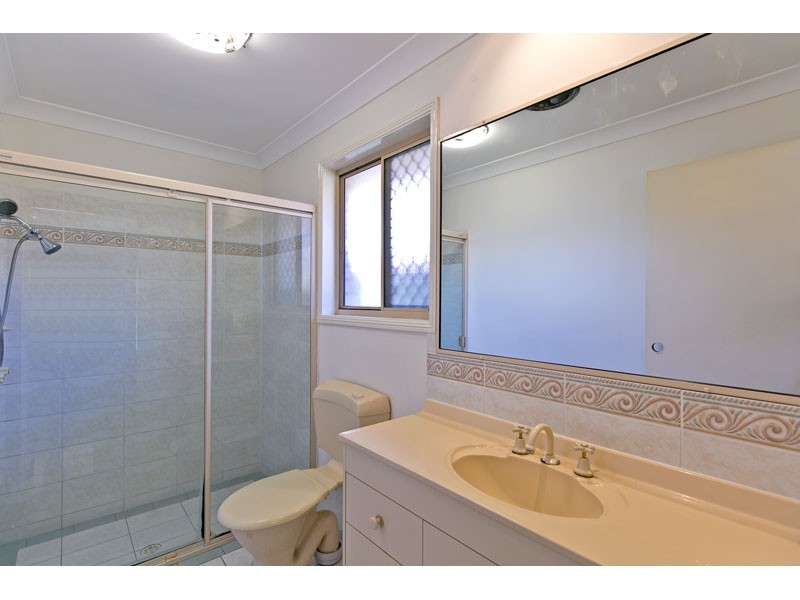 4 Romney Close, Birkdale QLD 4159