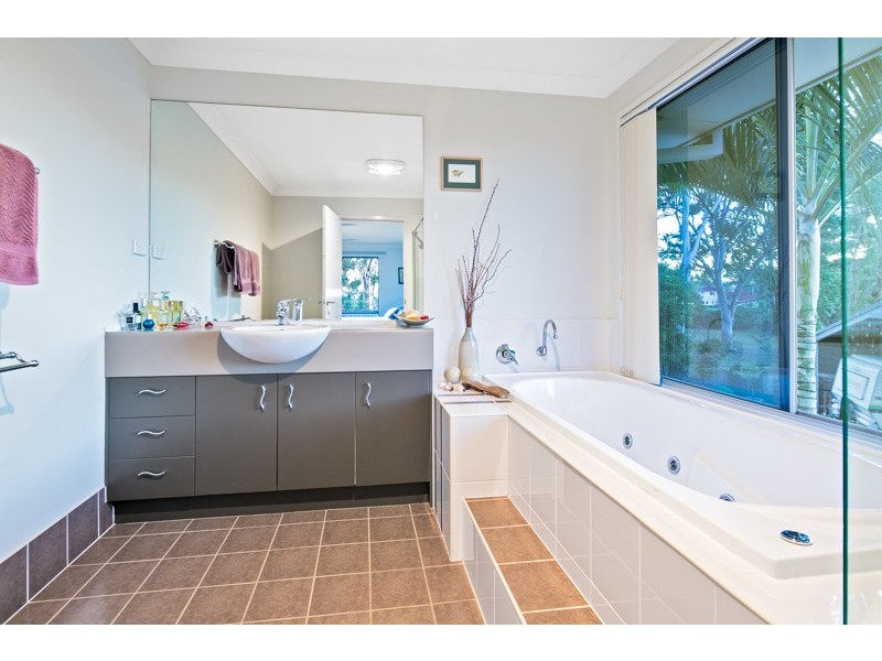 1B Rachow Street, Thornlands QLD 4164