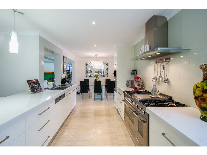 16 Mackay Court, Alexandra Hills QLD 4161