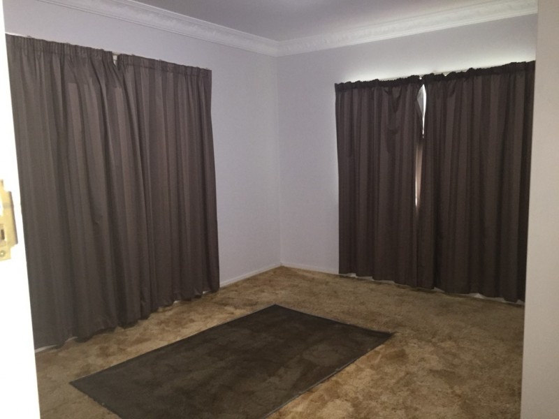 129 South Street, Cleveland QLD 4163