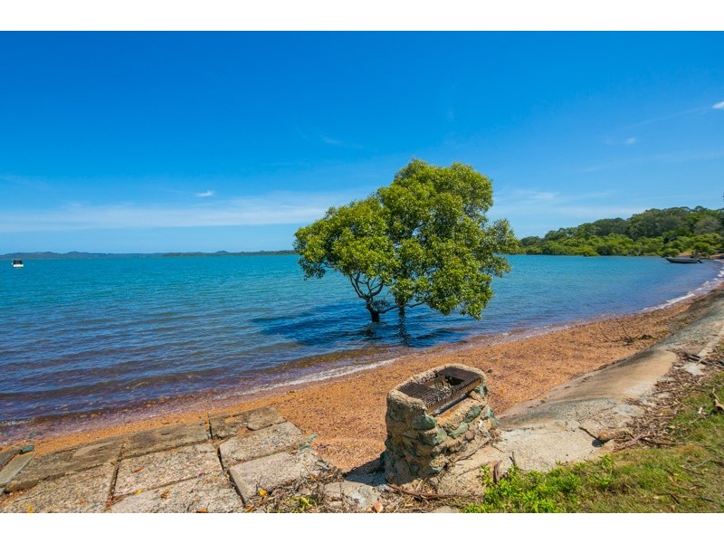 Macleay Island QLD 4184