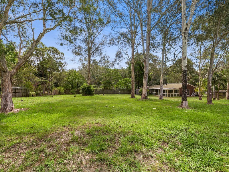 33 Muriel Street, Redland Bay QLD 4165