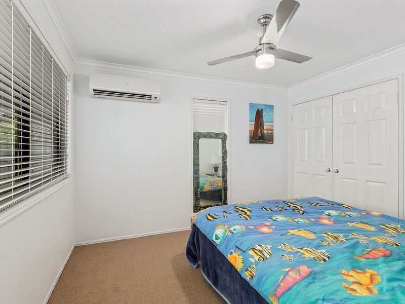 33 Muriel Street, Redland Bay QLD 4165