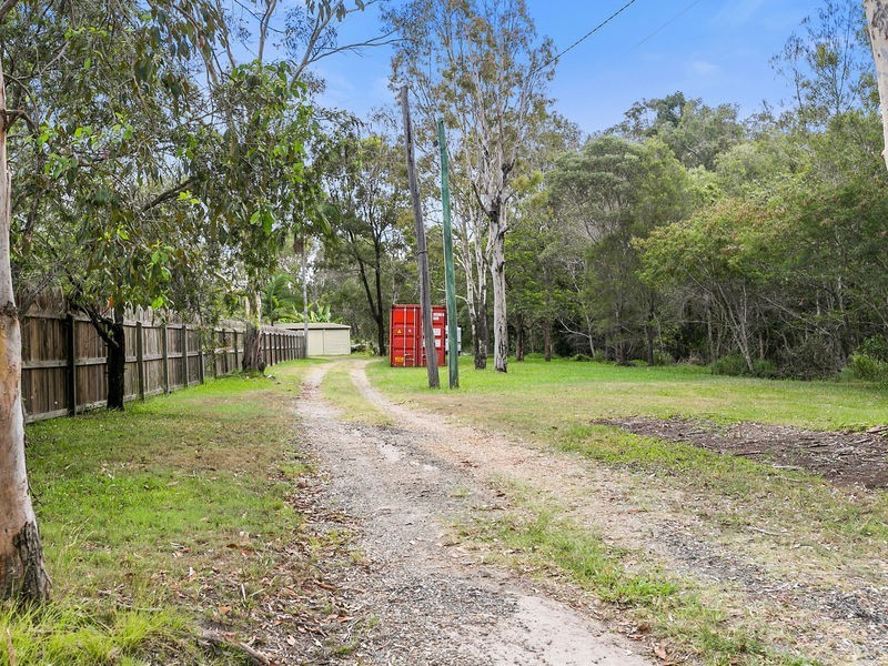 33 Muriel Street, Redland Bay QLD 4165