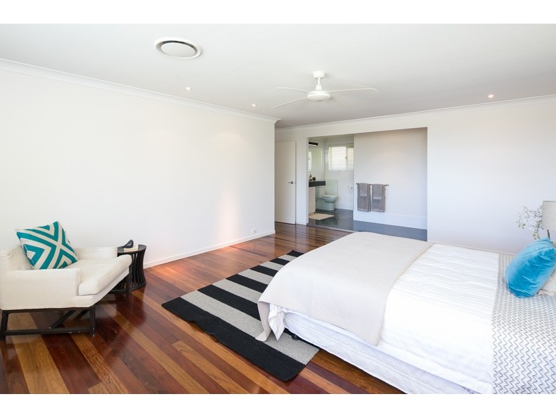 66 Dinwoodie Road, Thornlands QLD 4164