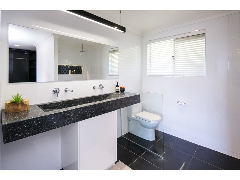 66 Dinwoodie Road, Thornlands QLD 4164