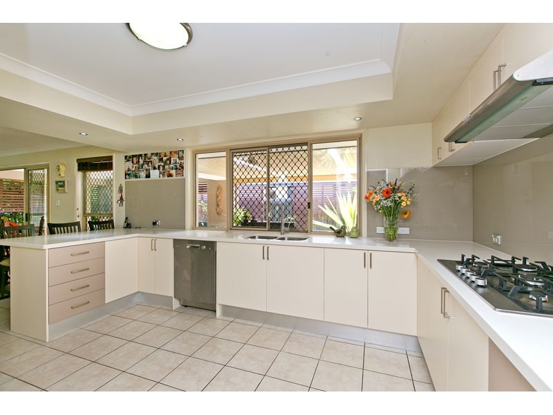 40 Canegrove Circuit, Wellington Point QLD 4160