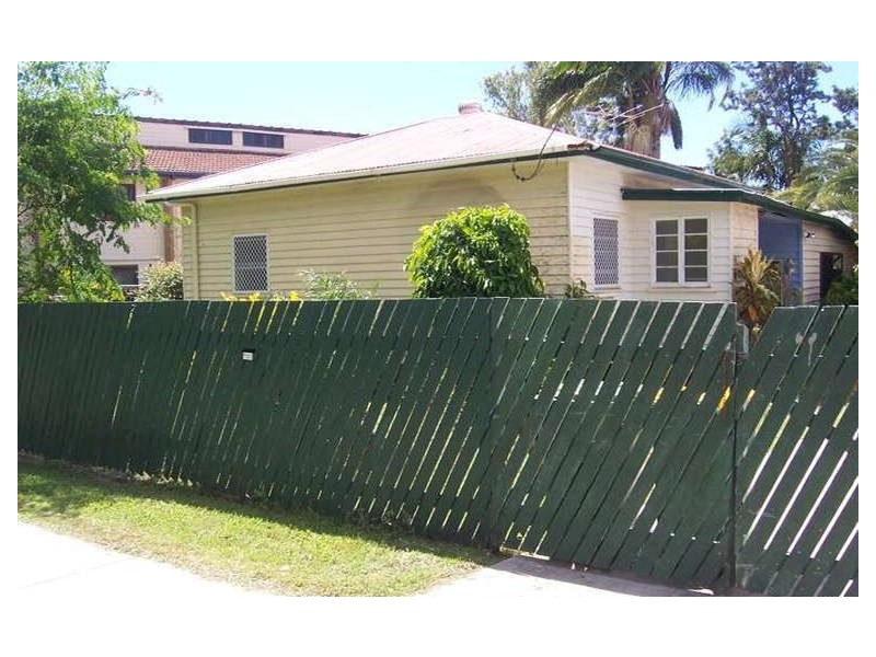 95 Railway Parade, Thorneside QLD 4158