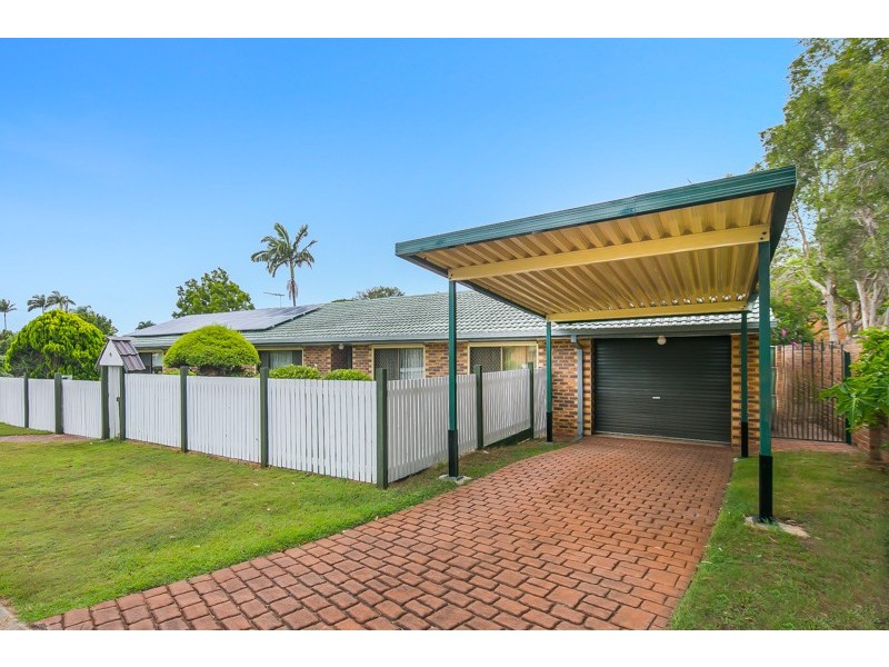1 Whiting Place, Manly West QLD 4179