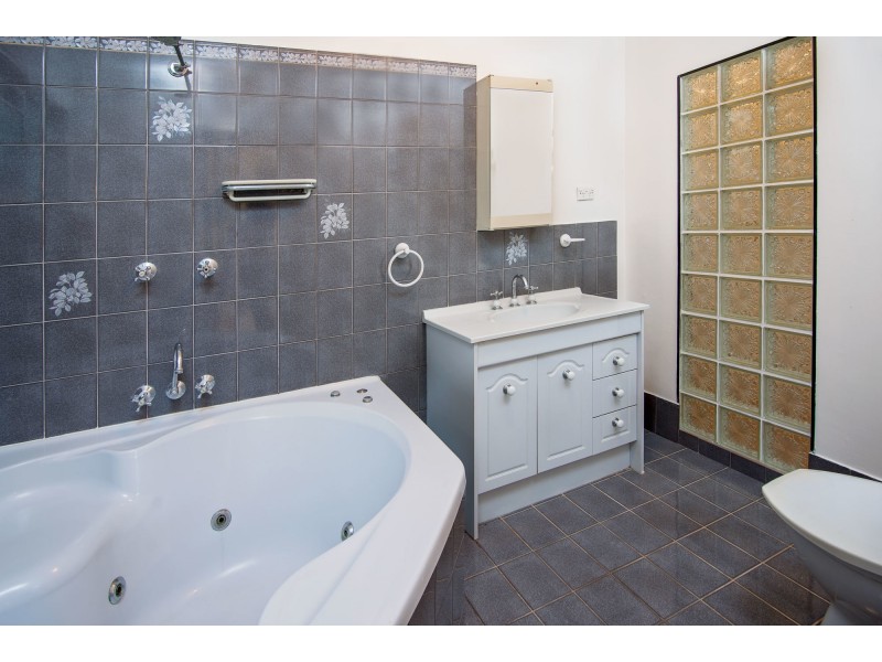 1257 Mt Gravatt -Capalaba Road, Burbank QLD 4156