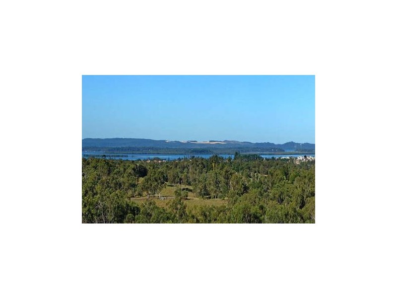 62 Giles Road, Redland Bay QLD 4165