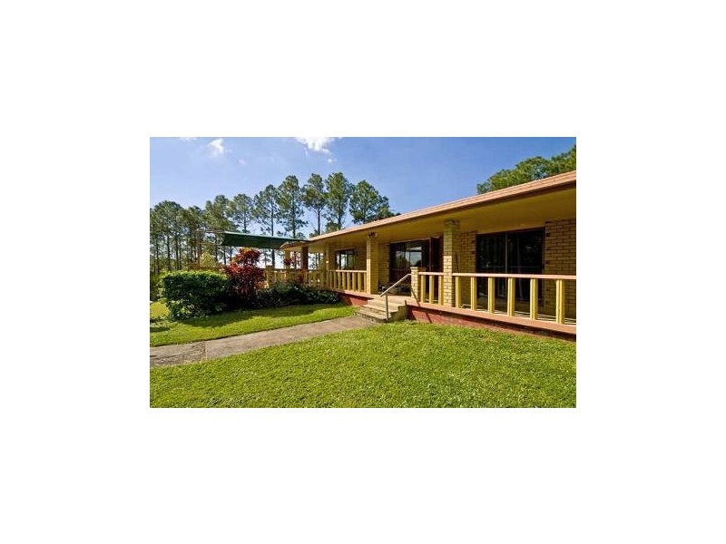 62 Giles Road, Redland Bay QLD 4165