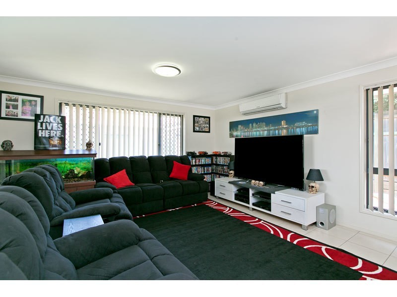 7 Estuary Avenue, Victoria Point QLD 4165