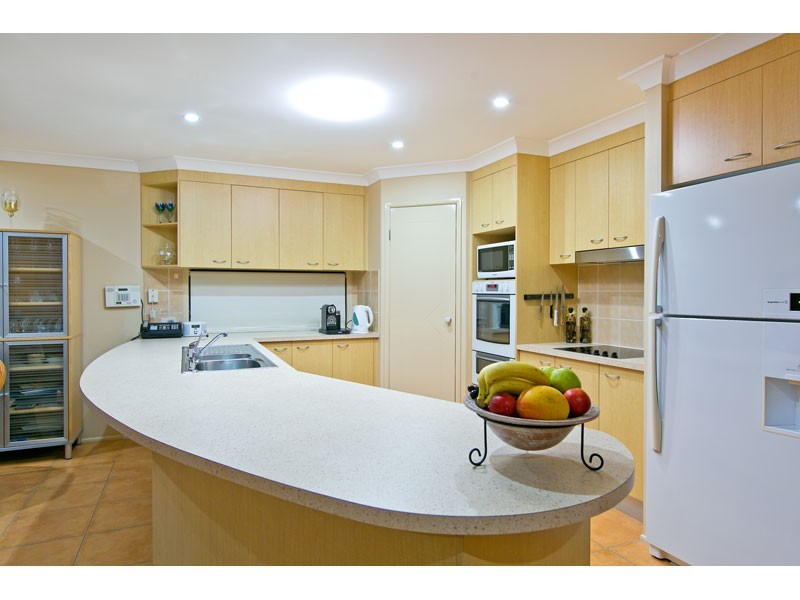 30 Trafalgar Vale Avenue, Wellington Point QLD 4160