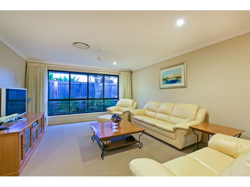 30 Trafalgar Vale Avenue, Wellington Point QLD 4160