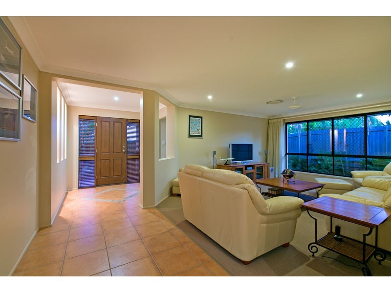 30 Trafalgar Vale Avenue, Wellington Point QLD 4160