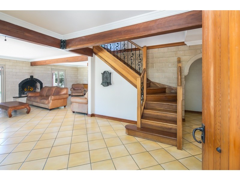 11 Abeya Street, Thornlands QLD 4164