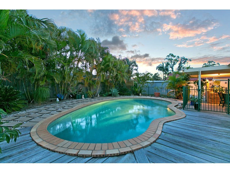 4 Stonebridge Street, Alexandra Hills QLD 4161