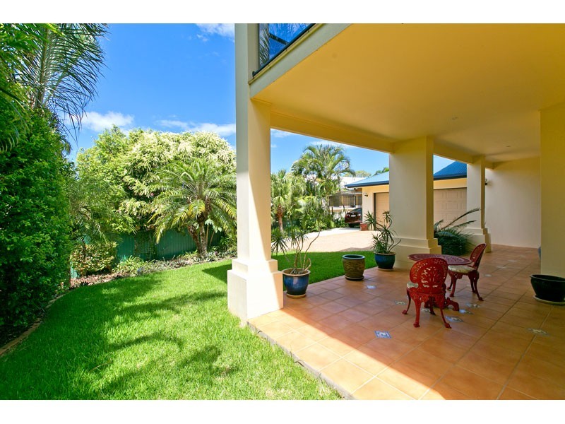 16 Moreton View Parade, Redland Bay QLD 4165