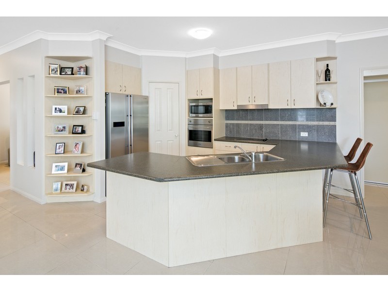 22 Gretchen Cct, Thornlands QLD 4164