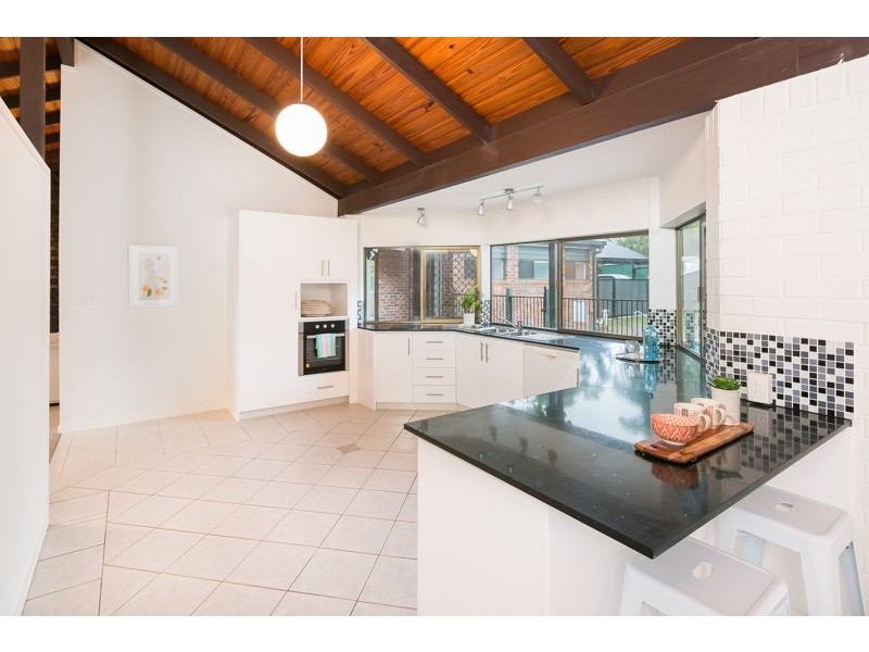 37 Woodlands Drive, Thornlands QLD 4164